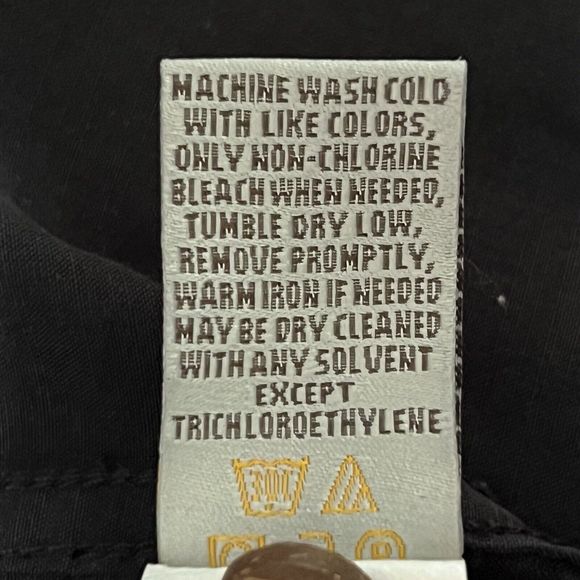 Quiksilver Floral Button Up Shirt Men's L Black Embroidered Short Sleeve Modal - Picture 12 of 17